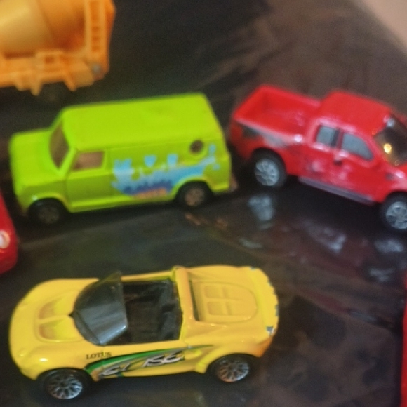 Assorted Match Box Die-Cast Toy Cars Set - Picture 8 of 8